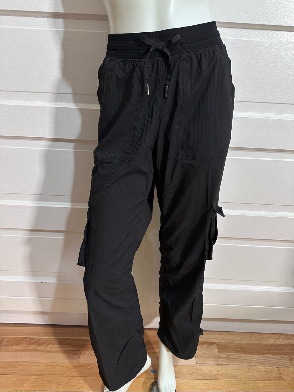 Lululemon Dance Studio Relaxed-Fit Mid-Rise Cargo Pant Size S Black $138